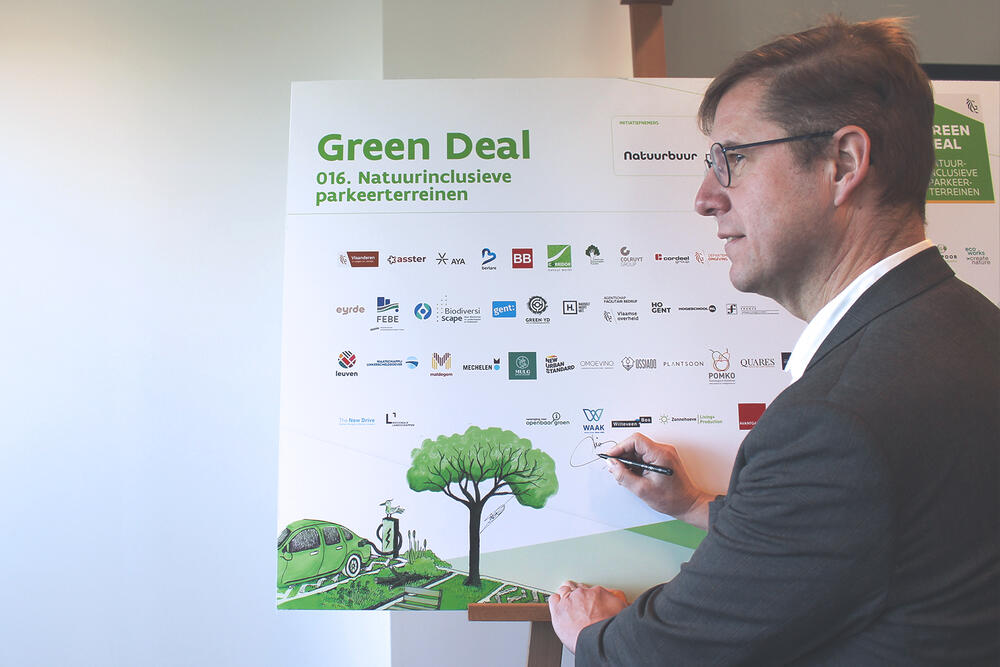 WAAK ondertekent Green Deal Natuurinclusieve Parkeerterreinen
