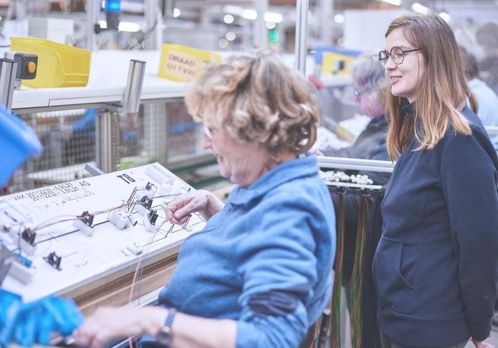 WAAK medewerker assemblage kabelboom