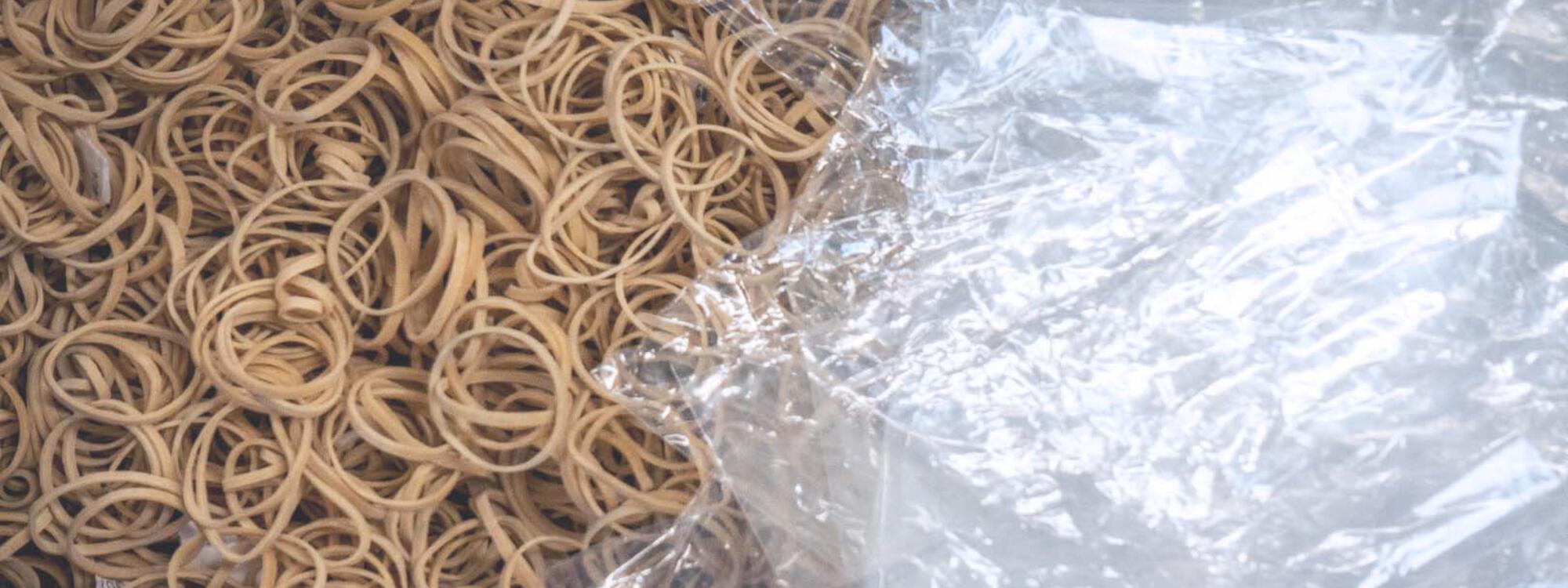 Nat Zegenen Namaak Medewerker haalt 240.000 elastieken uit de afvalstroom. | WAAK